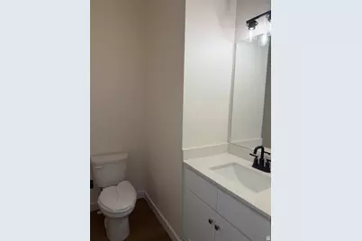 443 W Sapphire Dr #7036, Tooele, UT 84074 - Photo 4