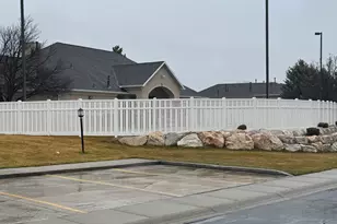 7237 S Brittany Town Dr, West Jordan, UT 84084 - Photo 4