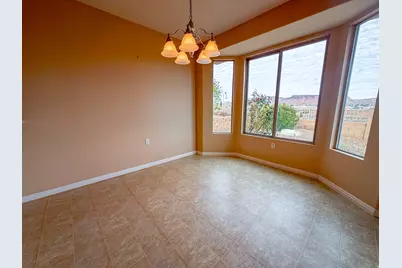 1334 W Ambassador Dr, Saint George, UT 84770 - Photo 12