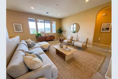 1334 W Ambassador Dr, Saint George, UT 84770 - Photo 2