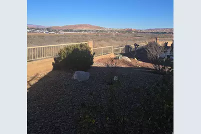 1334 W Ambassador Dr, Saint George, UT 84770 - Photo 40