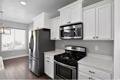 15392 S Tarawa Dr, Bluffdale, UT 84065 - Photo 10