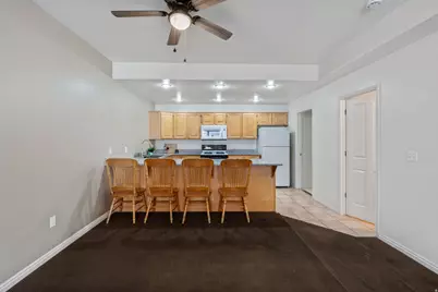 617 N Seven Peaks Blvd #10, Provo, UT 84606 - Photo 4