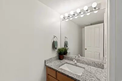 617 N Seven Peaks Blvd #10, Provo, UT 84606 - Photo 6