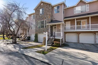 617 N Seven Peaks Blvd #10, Provo, UT 84606 - Photo 2