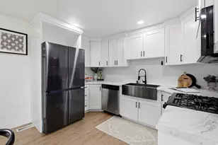 5240 S 5160 W, Salt Lake City, UT 84118 - Photo 8