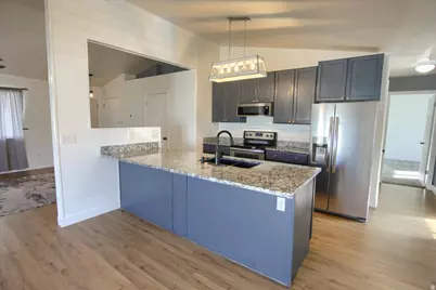 433 E 875 N, Ogden, UT 84404 - Photo 10