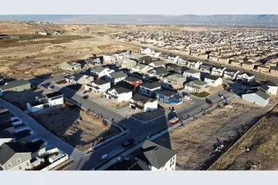 6961 W Farnsworth Dr #312, West Jordan, UT 84081 - Photo 34