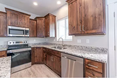 385 E 3900 N, North Ogden, UT 84414 - Photo 12