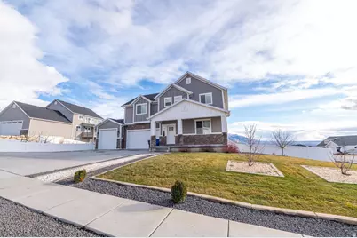 385 E 3900 N, North Ogden, UT 84414 - Photo 2