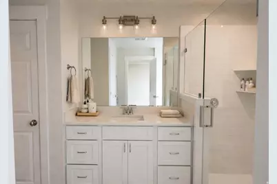 9579 N Bluebell Dr, Eagle Mountain, UT 84005 - Photo 4