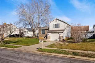 126 S 500 W, Clearfield, UT 84015 - Photo 4