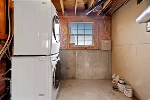 1602 E Sego Lily Dr, Sandy, UT 84092 - Photo 22