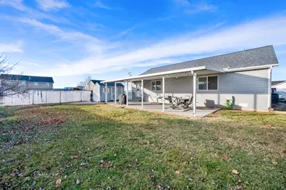 4277 W 5250 S, Roy, UT 84067 - Photo 4