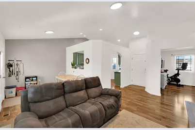 4277 W 5250 S, Roy, UT 84067 - Photo 8