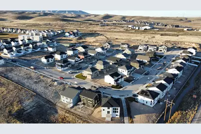 7646 S Clipper Hill Rd #305, West Jordan, UT 84081 - Photo 32