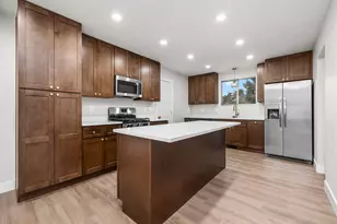 2702 E Oak Hills Dr, Layton, UT 84040 - Photo 6