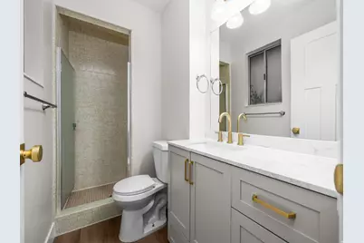 2702 E Oak Hills Dr, Layton, UT 84040 - Photo 14