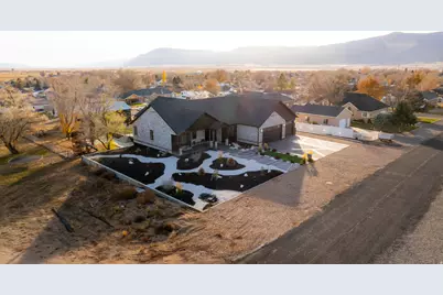 340 E 300 N, Moroni, UT 84646 - Photo 30