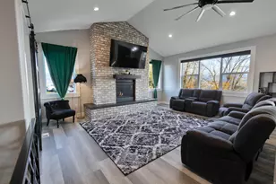 340 E 300 N, Moroni, UT 84646 - Photo 2