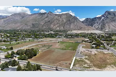 5277 N 11200 W #4, Highland, UT 84003 - Photo 4