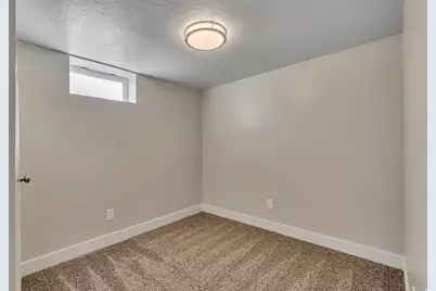 5289 S 2200 W, Roy, UT 84067 - Photo 22
