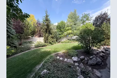 1076 W Mountain Orchard Dr, Pleasant View, UT 84414 - Photo 22