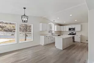 371 E Cynthia Way S, North Salt Lake, UT 84054 - Photo 8