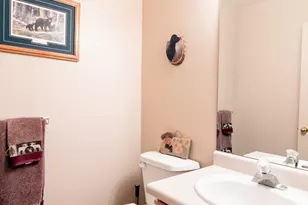 3646 W 8070 S, West Jordan, UT 84088 - Photo 28