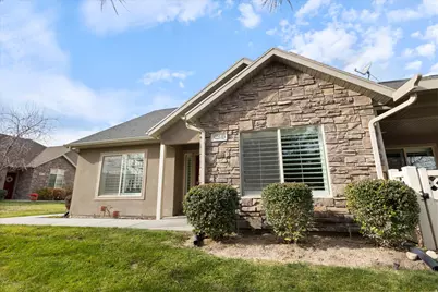 9223 S 1870 W #D, West Jordan, UT 84088 - Photo 4