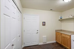 9223 S 1870 W, West Jordan, UT 84088 - Photo 10