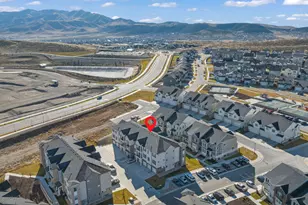 753 N Favreau Ln, Saratoga Springs, UT 84045 - Photo 32