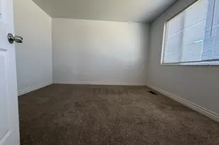 686 N 835 W, Orem, UT 84057 - Photo 8