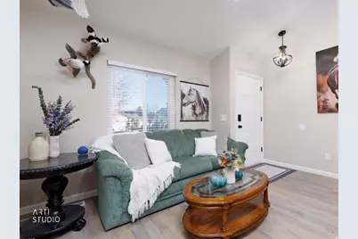 6017 W Fragrant Ln, Herriman, UT 84096 - Photo 4