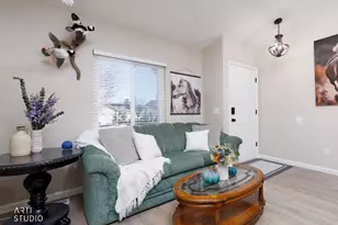 6017 W Fragrant Ln, Herriman, UT 84096 - Photo 4