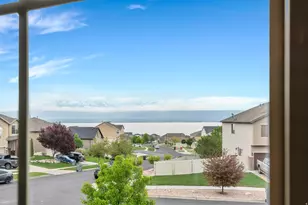 291 W Kestrel Dr, Saratoga Springs, UT 84045 - Photo 2