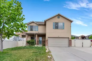 291 W Kestrel Dr, Saratoga Springs, UT 84045 - Photo 2