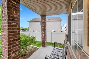 291 W Kestrel Dr, Saratoga Springs, UT 84045 - Photo 36