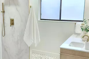 2099 E Worchester Dr S, Cottonwood Heights, UT 84121 - Photo 14