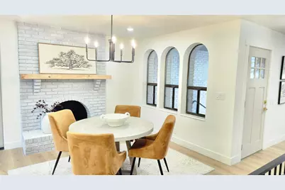 2099 E Worchester Dr S, Cottonwood Heights, UT 84121 - Photo 10