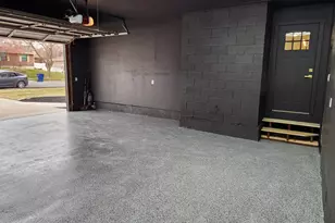 2099 E Worchester Dr S, Cottonwood Heights, UT 84121 - Photo 26