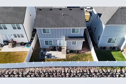 9288 N Tampa Dr, Eagle Mountain, UT 84005 - Photo 4