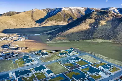 669 S 150 E, Mantua, UT 84324 - Photo 92