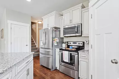 2146 W 5600 S #29, Roy, UT 84067 - Photo 10