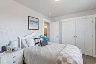 2146 W 5600 S, Roy, UT 84067 - Photo 22