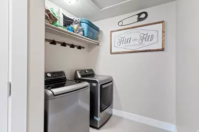 2146 W 5600 S #29, Roy, UT 84067 - Photo 28