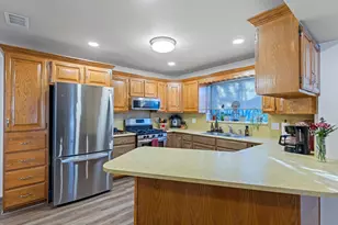 4544 W 4745 S, Salt Lake City, UT 84118 - Photo 2