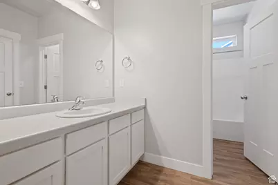 633 N Sun Peak Dr W, Vineyard, UT 84059 - Photo 16