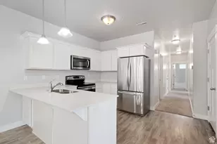 633 N Sun Peak Dr W, Vineyard, UT 84059 - Photo 6