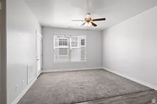 633 N Sun Peak Dr W, Vineyard, UT 84059 - Photo 4